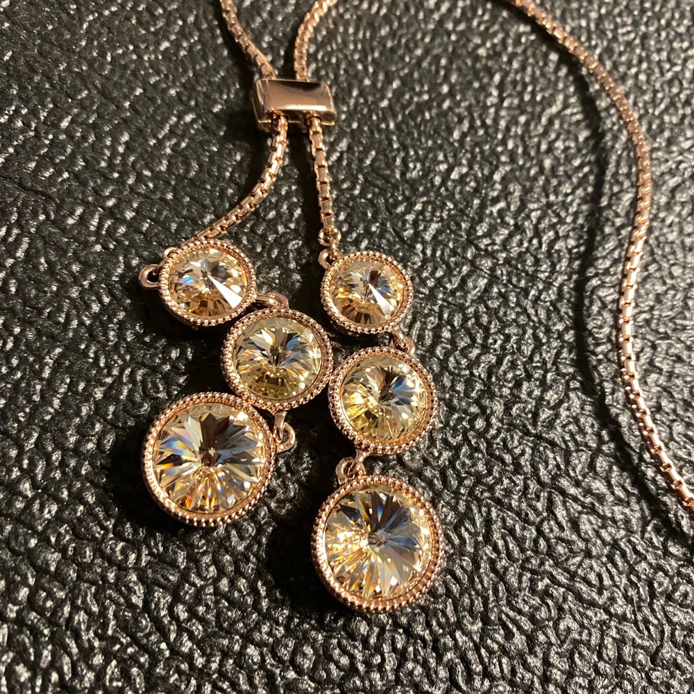 Touchstone Crystal necklaces - Picture 2 of 7